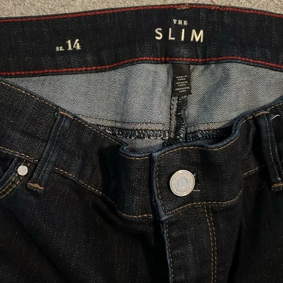 WHBM dark wash slim jean size 14 - Picture 2 of 4
